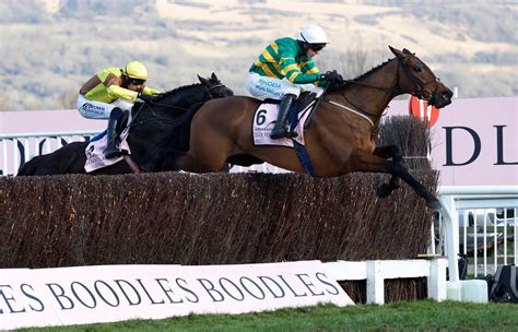 Galopin Des Champs 5/2 to win 2025 Gold Cup at Cheltenham .